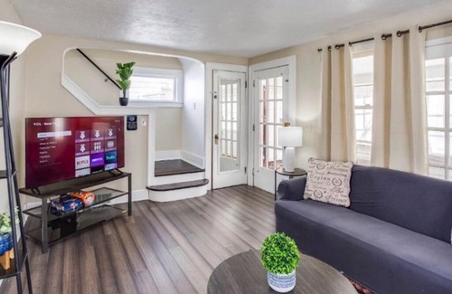 Rochester Casa | Fabulous House near Airpt/DwTN/UofR