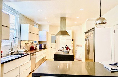 Lake Street Casa | 1124 Lake Street .....