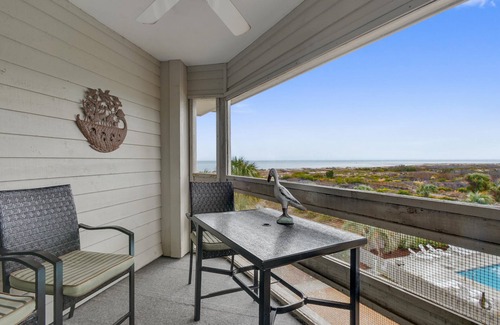 Oceanmarsh Subdivision Condominio | Fabulosa vista al mar + Se aceptan mascotas también ... Reno total, cama king!