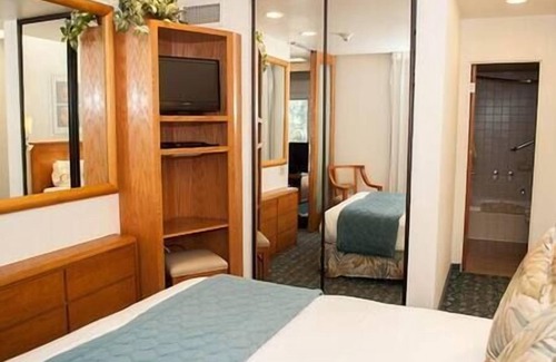 Laguna Beach Complejo | FABULOUS ONE BEDROOM SUITE LAGUNA-BEACH/ACCRSS!