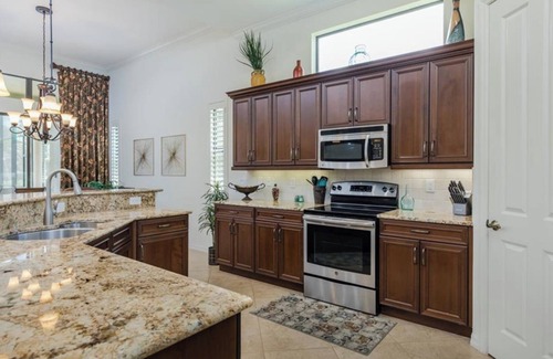 Fort Myers Casa | Fabulous Pool Home in Gated Community
