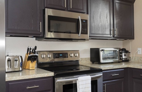 Wellington Casa | Fabulous Resort Townhome near Disney