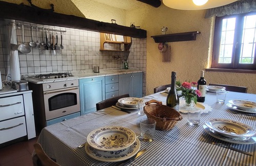 Castelnuovo di Garfagnana Cabaña | Fabulosa cabaña romántica con piscina infinita privada