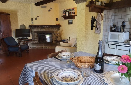 Castelnuovo di Garfagnana Cabaña | Fabulosa cabaña romántica con piscina infinita privada