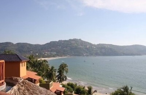 Playa Las Gatas Condominio | Fabulosas vistas, con vistas hermosa La Ropa Bay; a unos pasos de la playa.
