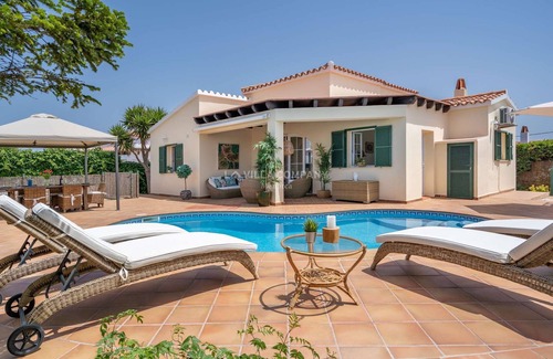 Cala en Porter Villa | Fabulosa Casa a 10 Minutos de la Playa