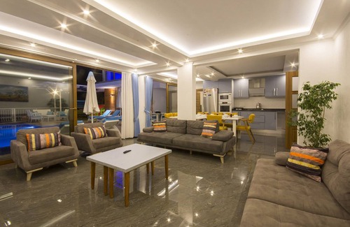 Uzumlu Casa | Fabulous Villa for 7 with Secluded Outdoor, Heated Indoor Pool, & Sauna