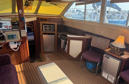 Whitehall Alquiler De Eote | Fabulous yacht with WiFi in charming Whitehall