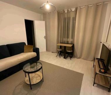 L'Ile-Saint-Denis Apartamento | Face à Face avec la Seine aux portes de Paris