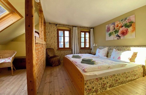 Leisnig Otro | Fachwerkhof Klosterbuch - Idyllic guest house at the historic monastery