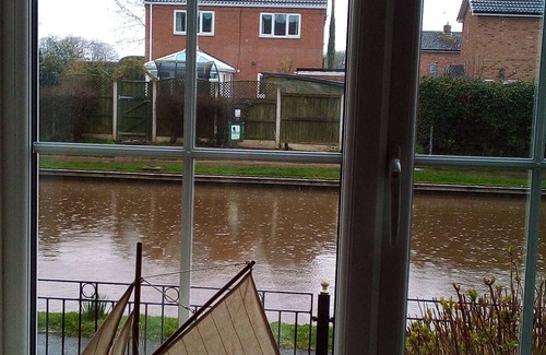 Market Drayton Casa | Frente al Canal de la Unión de Shropshire