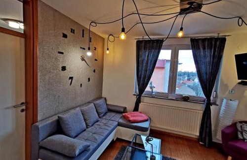 Osijek Apartamento | FACTORY - SELF check in
