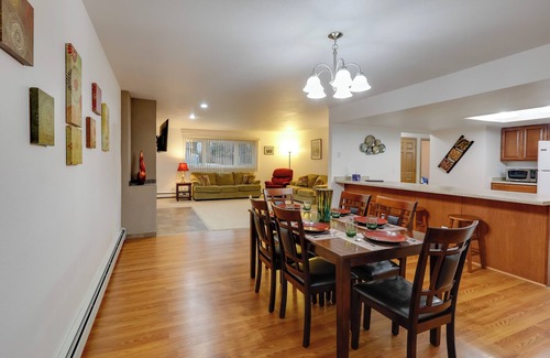 College Casa | ¡NUEVO! Fairbanks Alaskan Abode, 1 milla a Pioneer Park