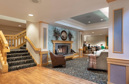 College Hotel | Fairbanks Princess Riverside Lodge