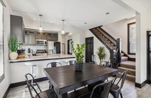 Cleveland Casa | Fairfax Urban Oasis - New Reno - 5 mins to Clinic