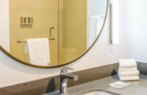 Centro de Cancún Hotel | Fairfield Inn & Suites by Marriott Cancun Downtown