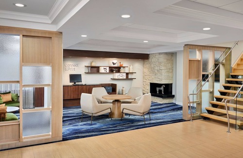 Kanata Lakes - Marchwood Lakeside - Morgan's Grant - Kanata Hotel | Fairfield Inn & Suites by Marriott Ottawa Kanata