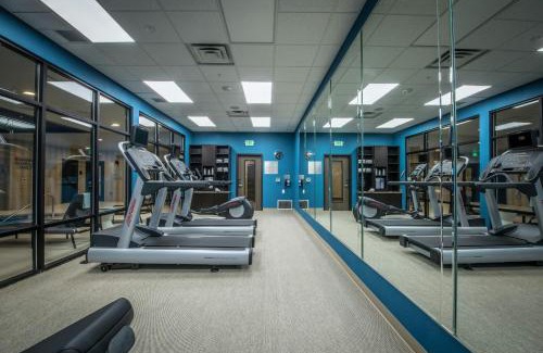Highland Hotel | Fairfield Inn & Suites by Marriott Denver Downtown