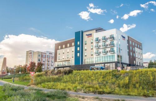 Highland Hotel | Fairfield Inn & Suites by Marriott Denver Downtown