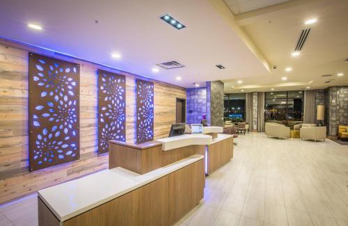 Highland Hotel | Fairfield Inn & Suites by Marriott Denver Downtown