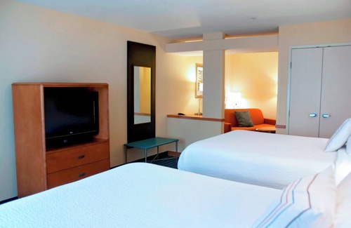 Ames Hotel | Fairfield Inn & Suites by Marriott Ames