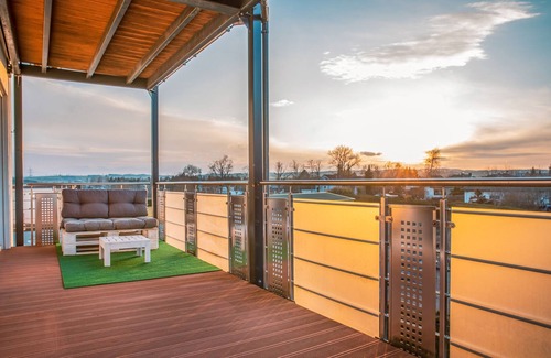 Huefingen Apartamento | FAIRflats - Cozy apartment with kitchen, balcony, parking and elevator