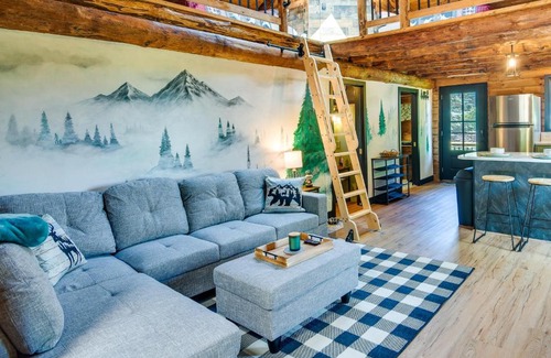 Fairhaven Casa | Fairhaven Harbor-Front Gem - Steps From the Water!