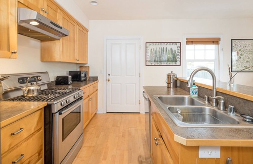Samoa Casa | 🩴🌲Fairhaven Retreat: Enjoy serenity and ocean breeze at this family friendly coastal home!
