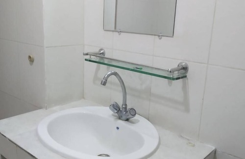 Uttara Casa | Fairmont Guest House