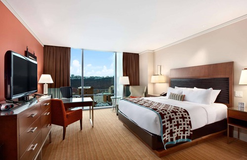 Downtown Pittsburgh Hotel | Fairmont Pittsburgh
