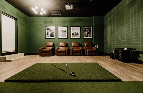Sheboygan Casa | Fairway Getaway-by Whistling Straits, Golf sim/Theater Room, ZenDen &Poker Room!