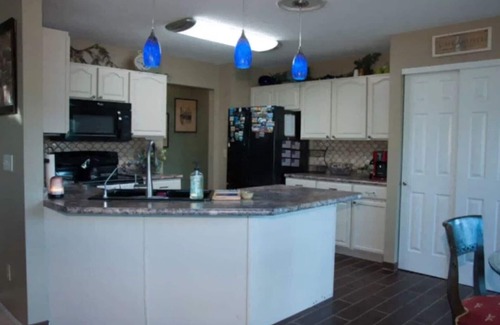 O'Fallon Casa | Fairway Haven at The Falls – Golf, Shops, Dining! 10-12 Mins. Equestrian Center