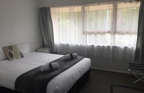 Wanaka Hotel | Fairway Motel & Apartments
