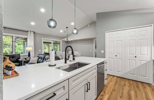 Bella Vista Casa | Fairway on the Trail! Cozy 2-bedroom townhome, ride out Back 40/golf course.