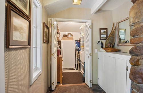 Kings Beach Cabina | Fairway Vacation Rental Cabin - Walk to Lake, On Golf Course