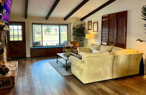 Prescott Casa | Fairway Views - Prescott Cabin Rentals