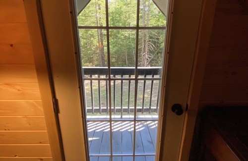 Town of Hope Cabina | Fairy Hollow Adirondack Cabin
