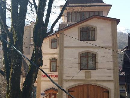 Estosadok Casa | Fairy House Apartments & SPA