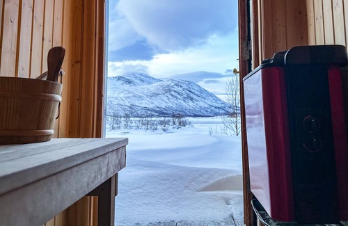 Porsanger Cabina | Fairytale VacationPlace | Norwegian Nature | Boat & Sauna