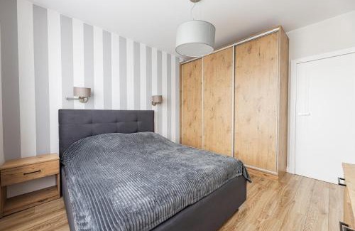Bemowo Apartamento | Fajny apartament z parkingiem, obok metra.