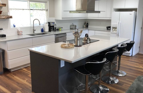 Rockaway Beach Casa | Falcon House - Modern ranch next to city park and just 5 blocks from the beach.