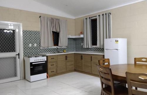 Savaia Casa | Fale Mailani-2 rooms/AC/hotwater