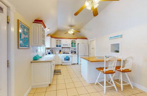 Buzzards Bay Casa | Casa Victoriana en Onset. ¡Caminar a la playa y al pueblo!