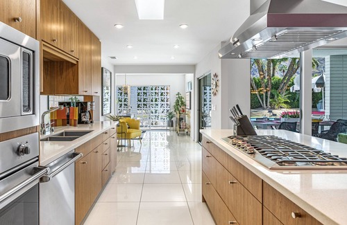 Indian Canyon Casa | Sprawling Mid-Century Modern Home with Attached Casita, Bar Room and Pool!