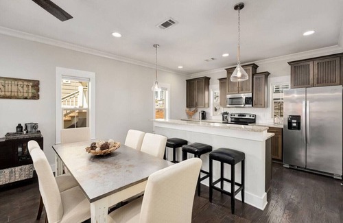 Dune Allen Beach Casa | Fall Break Special- 30A Retreat - Steps from the Beach