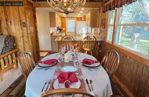 Breezy Point Cabina | Fall color coming soon - schedule your fall gateway today!