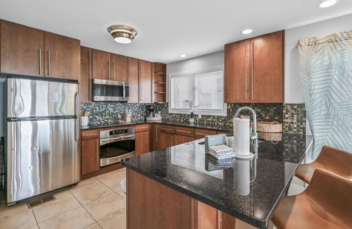Gulf Pines Casa | Summer Dates Available! Gulf View! Steps from the Sand! 3 Adult Bikes!