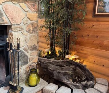 Long Pond Villa | FALL DEAL 3rd night FREE! Luxe Pocono retreat! Hot Tub, Firepit, Sauna, Game Room, Fireplace, Ski, BBQ, Lake
