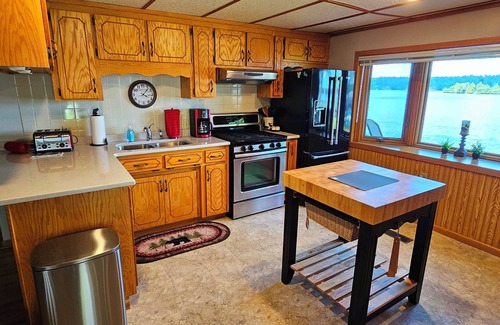 Cushing Cabina | Fall discount rates! Booking for winter and summer 2026! Sleeps 10