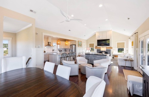 Bald Head Island Casa | Fall Discount - Stunning Home near S. Beach. Ocean Views from Upper Deck